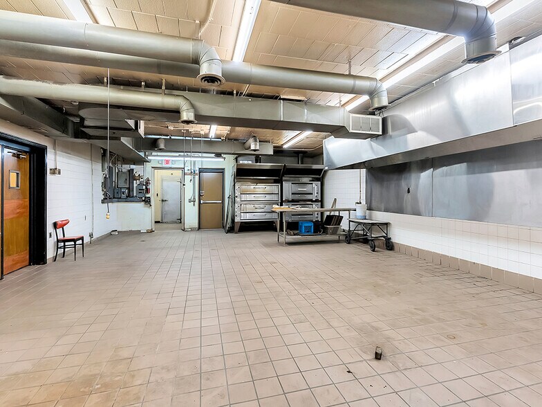 More Photos Of 1341 Springwells St, Detroit General Retail For Sale