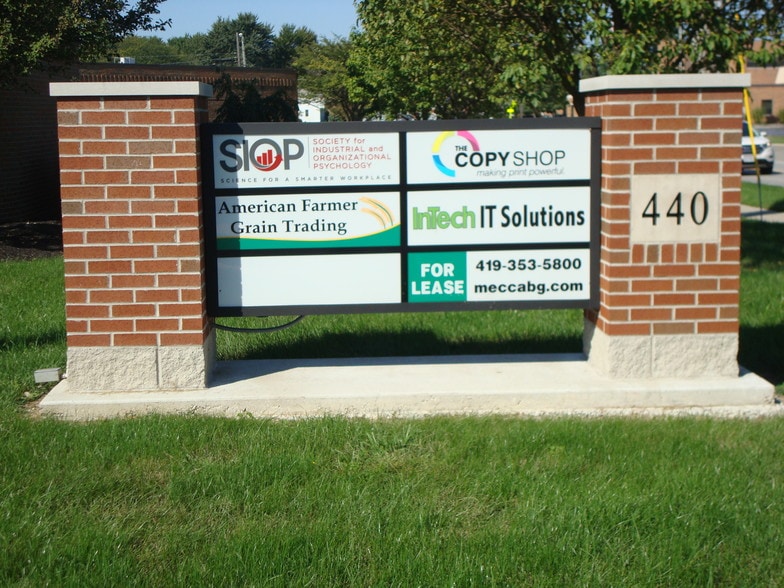 More Photos Of 440 E Poe Rd, Bowling Green Office For Lease