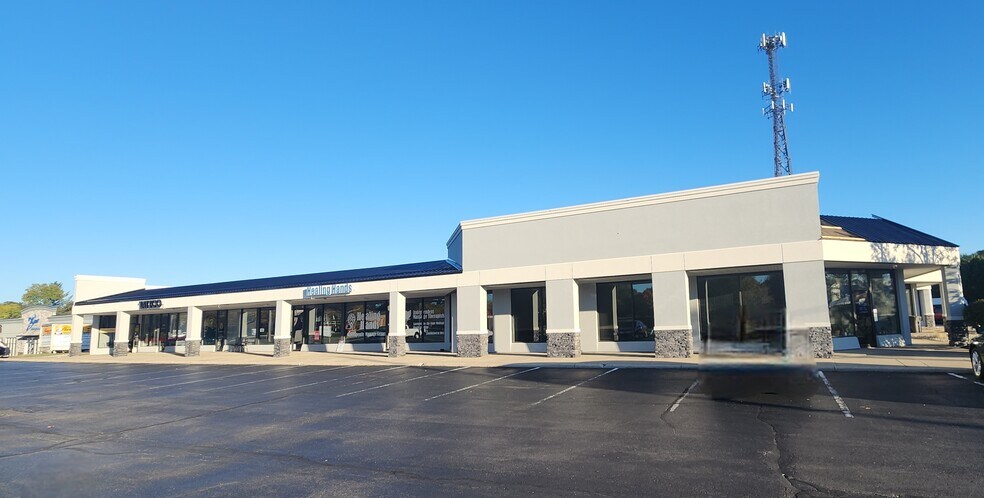 More Photos Of 3878-3898 Indian Ripple Rd, Dayton Unknown For Lease