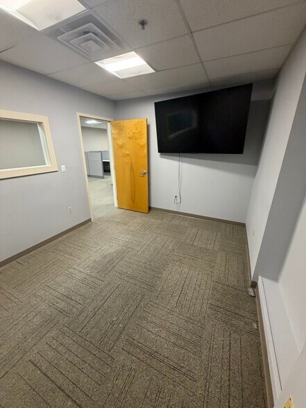 More Photos Of 220 Reservoir St, Needham Office For Lease