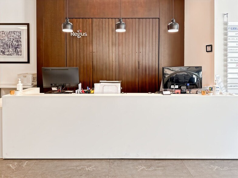 More Photos Of 4900 Hopyard Rd, Pleasanton Coworking Space