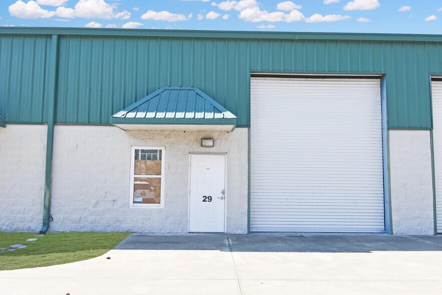 More Photos Of 1761 Dobbs Rd, Saint Augustine Warehouse For Lease