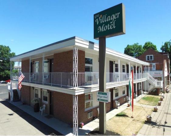 Primary Photo Of 106 E 4th St, Watkins Glen Hotel For Sale