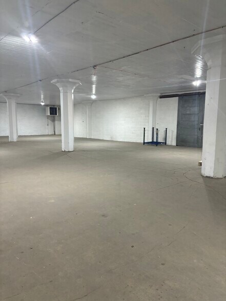 More Photos Of 318 Cherry Ave NE, Canton Warehouse For Sale