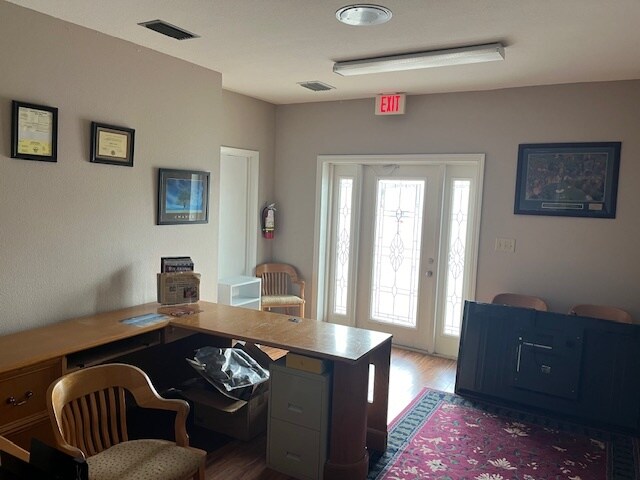 More Photos Of 180 NW 3rd Ave, Okeechobee Office For Sale