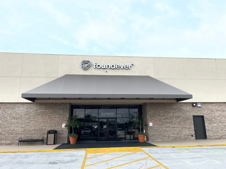 Primary Photo Of 1304-1398 S Woodland Blvd, Deland Unknown For Lease