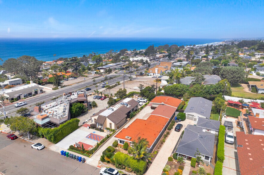 More Photos Of 330 9th St, Del Mar Apartments For Sale