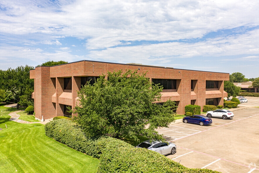 More Photos Of 5800 Campus Circle Dr E, Irving Office For Lease