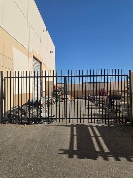 More Photos Of 3466 Webster Ave, Perris Warehouse For Sale
