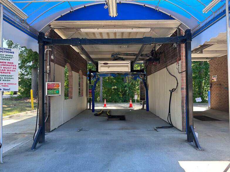 More Photos Of 10206 Chapel Hill Rd, Morrisville Carwash For Sale