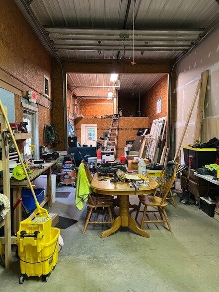 More Photos Of 12 Grays Ln, Biddeford Manufacturing For Lease