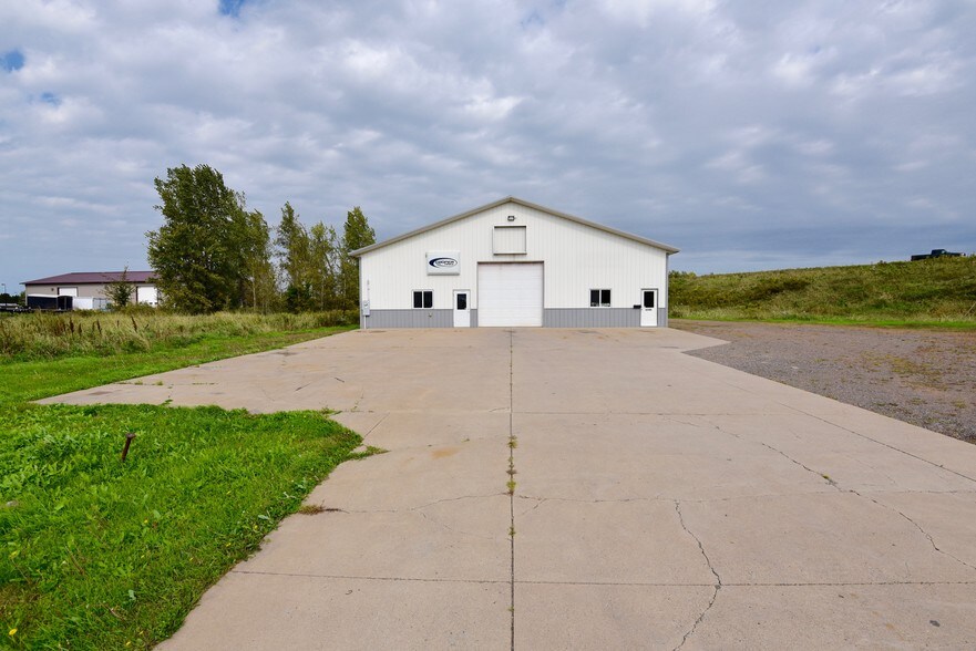 More Photos Of 710 10th St NE, Milaca Warehouse For Sale