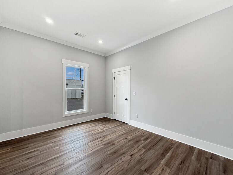 More Photos Of 514 Lurleen B Wallace Blvd, Tuscaloosa Office For Lease