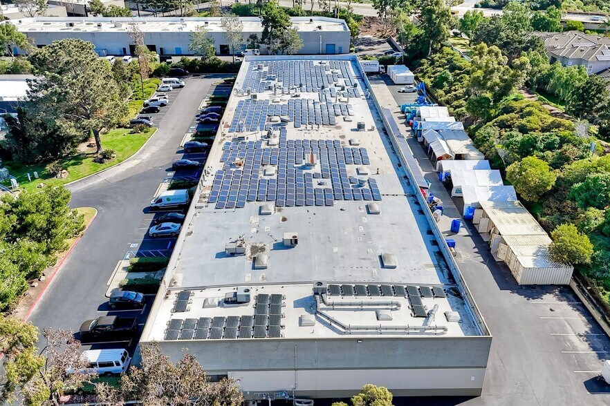 More Photos Of 2221 Las Palmas Dr, Carlsbad Warehouse For Lease