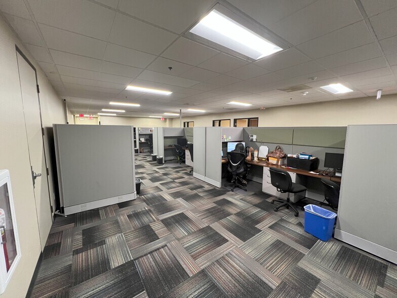 More Photos Of 3707 N 7th St, Phoenix Office For Lease