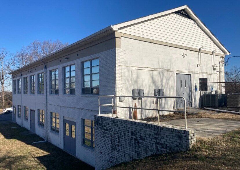 5701 Livingston Rd, Oxon Hill, MD 20745 Religious Facility For Sale