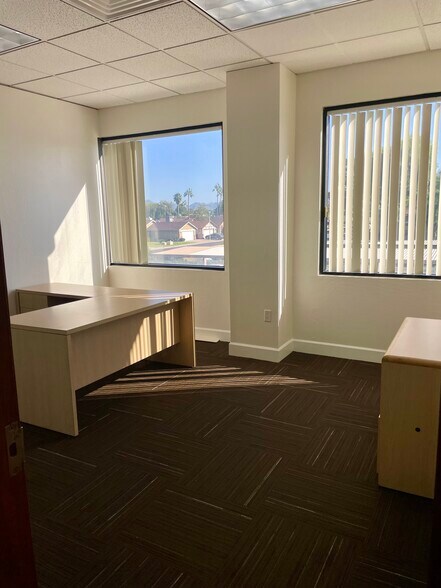 More Photos Of 15433 N Tatum Blvd, Phoenix Medical For Lease