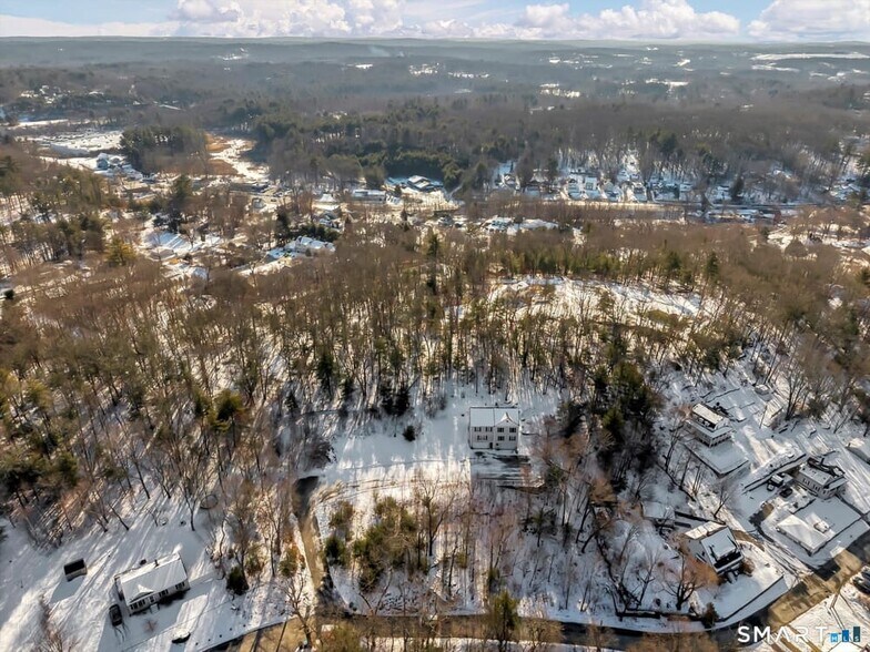 More Photos Of 115 Groveland Ave, Putnam Apartments For Sale