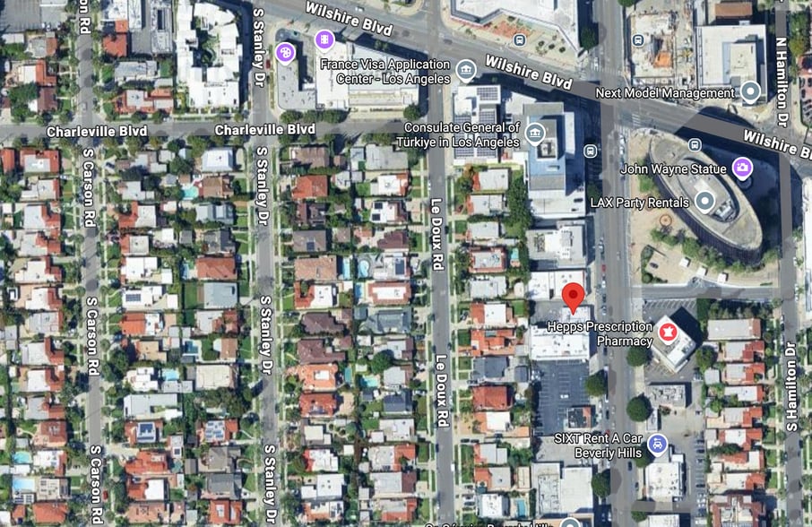 More Photos Of 233 S La Cienega Blvd, Beverly Hills Storefront For Lease