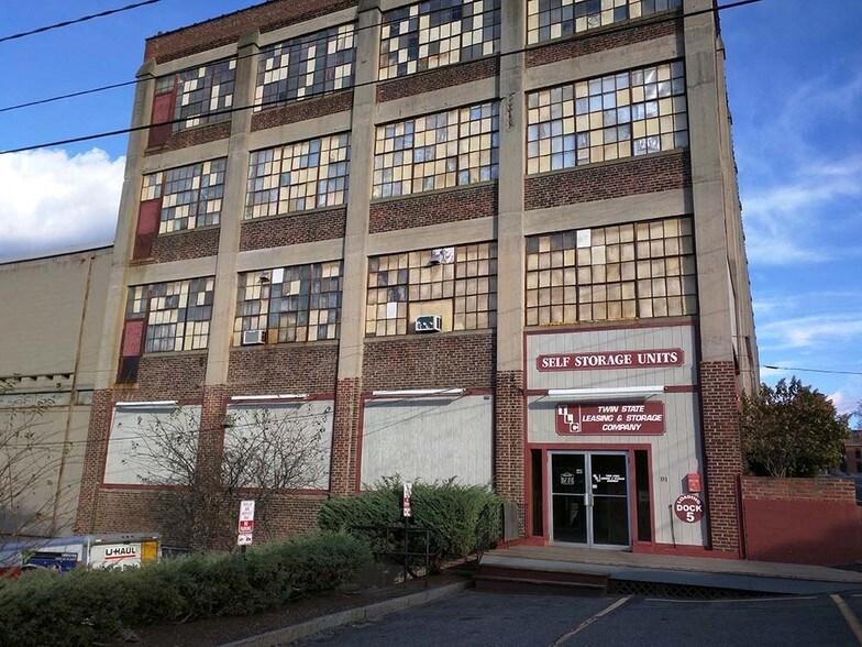 More Photos Of 91 Main St, Claremont Self Storage For Sale