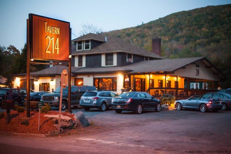 Primary Photo Of 76 Route 214, Phoenicia Restaurant For Sale