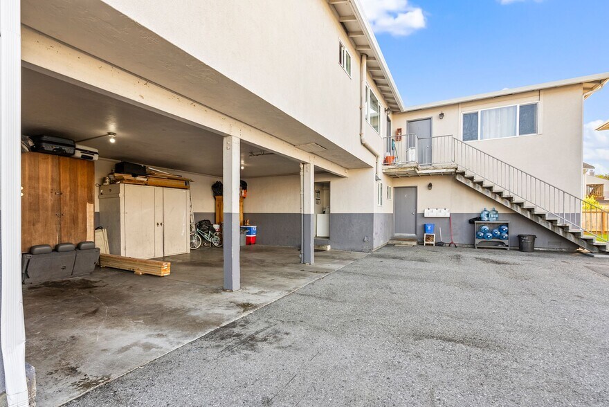 More Photos Of 470 Willow Ave, Half Moon Bay Apartments For Sale