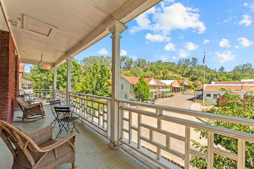 More Photos Of 14202 S State Highway 49, Amador City Hotel For Sale