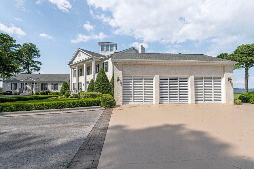 More Photos Of 220 Pungo Shores, Belhaven Lodge Meeting Hall For Sale