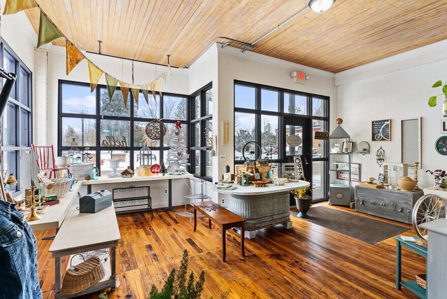 More Photos Of 4654 Water St, Columbiaville Storefront Retail Residential For Sale