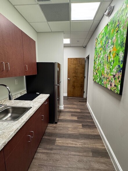 More Photos Of 3003 Claire Ln, Jacksonville Unknown For Lease