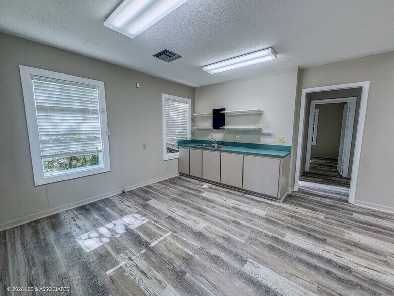 More Photos Of 1230 NW 9th Ave, Gainesville Medical For Lease