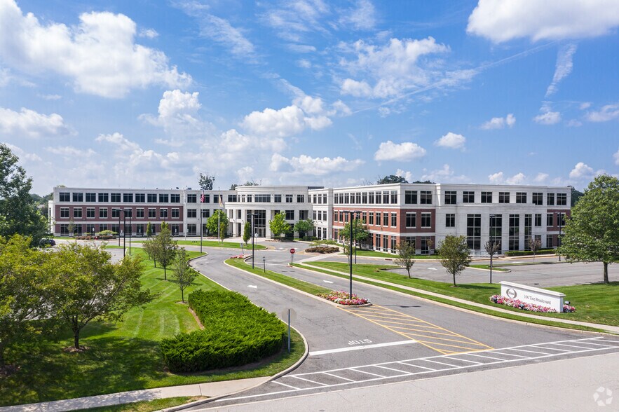 Primary Photo Of 100 Tice Blvd, Woodcliff Lake Office For Sale
