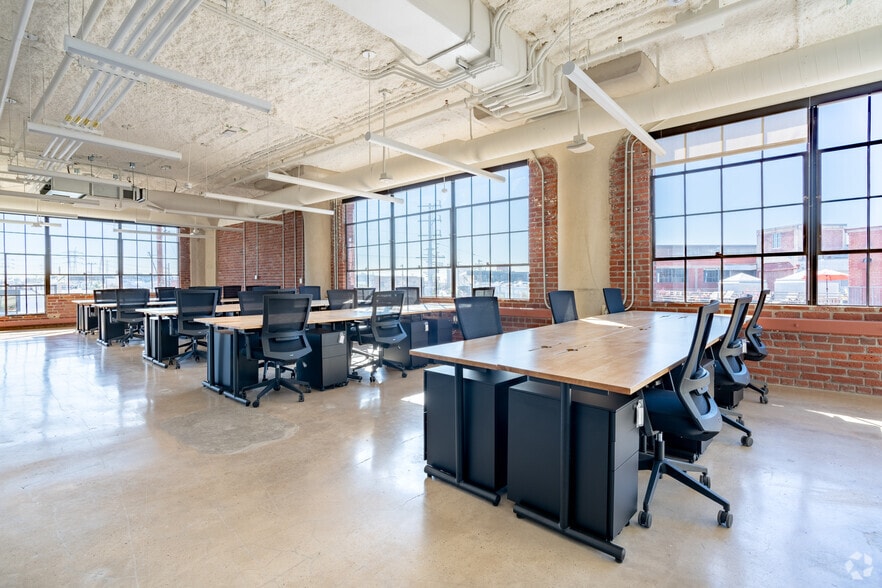 More Photos Of 1019 E 4th Pl, Los Angeles Loft Creative Space For Lease