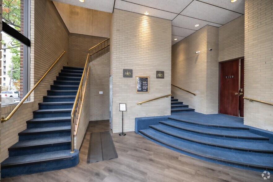 More Photos Of 99 Court St, White Plains Office For Lease
