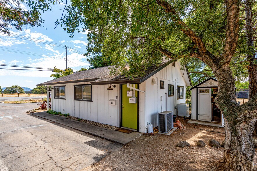 More Photos Of 20080 Arnold Dr, Sonoma Office For Sale