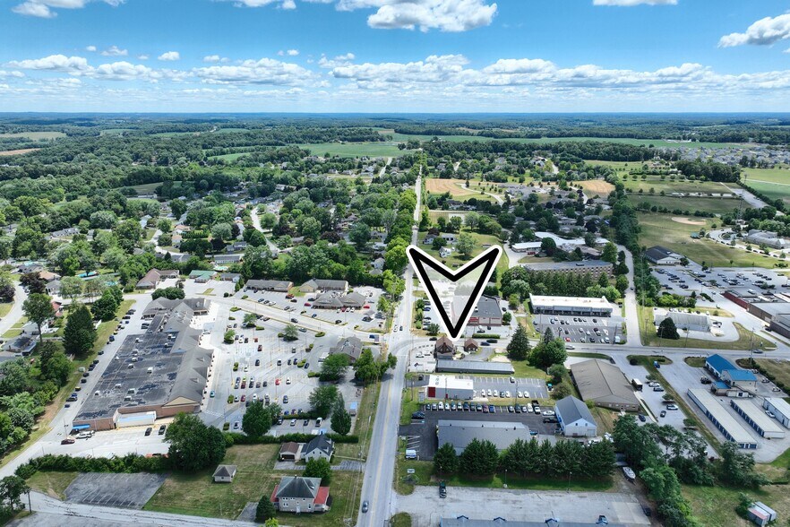 More Photos Of 550 S Main St, Shrewsbury Freestanding For Lease