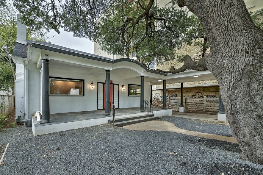 Primary Photo Of 2511 San Gabriel St, Austin Multifamily For Sale