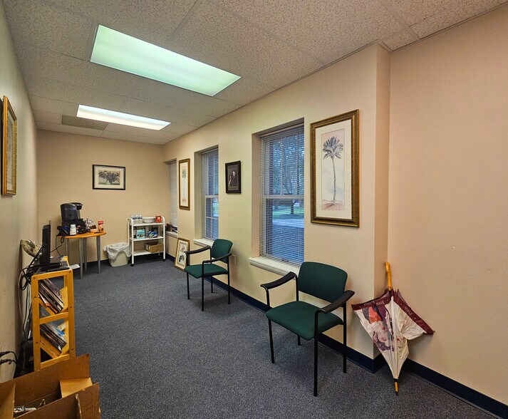 More Photos Of 14450 Old Mill Rd, Upper Marlboro Office For Sale