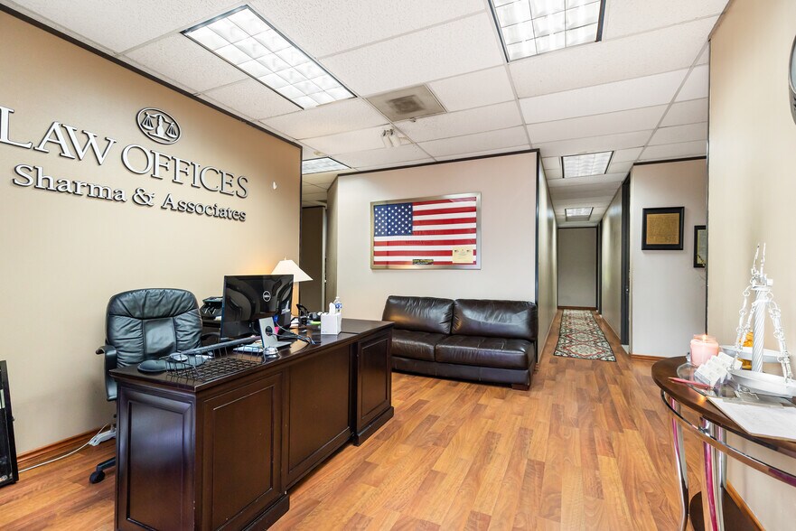 More Photos Of 14411 Cornerstone Village Dr, Houston Office For Sale