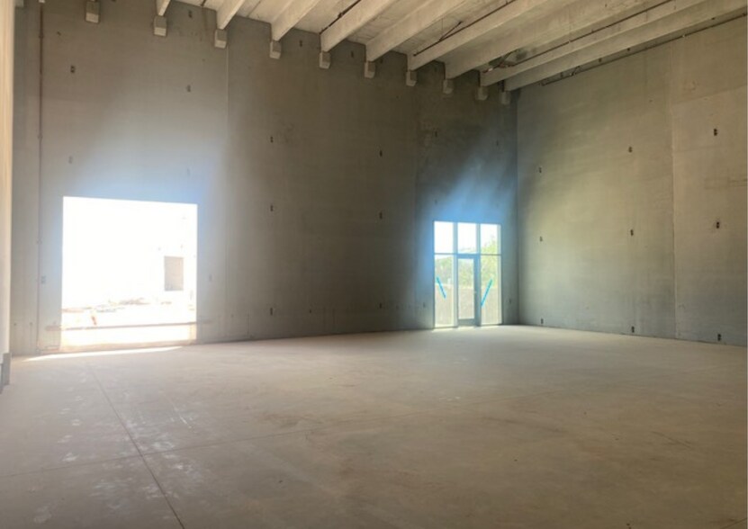 More Photos Of 91-1965 Lauwiliwili St, Kapolei Warehouse For Sale