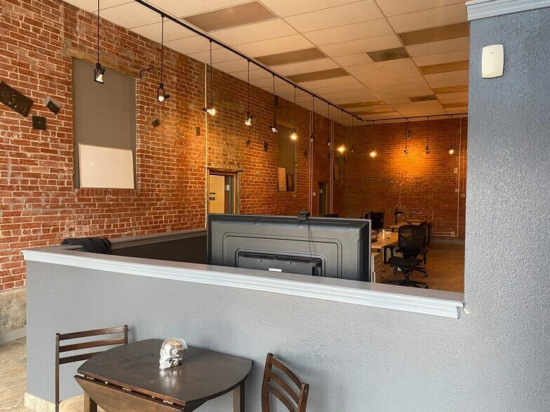 More Photos Of 2 S Wahsatch Ave, Colorado Springs Office For Lease