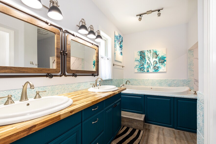 More Photos Of 303 W Juniper Ave, Flagstaff Hospitality For Sale