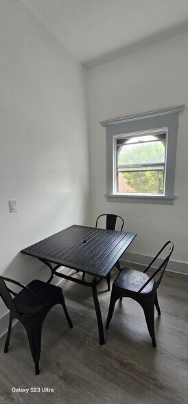 More Photos Of 1600-1604 W Pico Blvd, Los Angeles Apartments For Lease