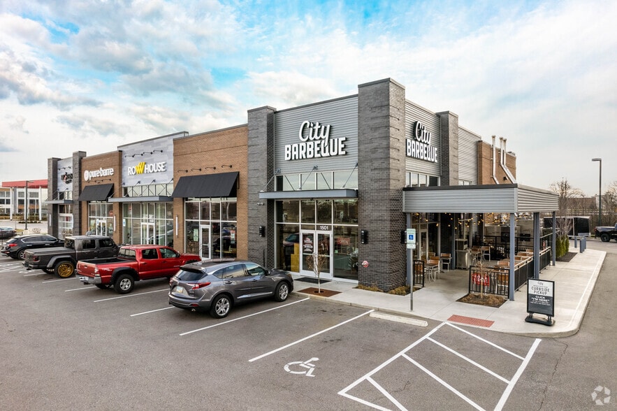 More Photos Of 1501-1515 Gemini Pl, Columbus Restaurant For Lease