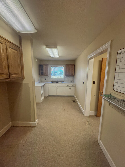 More Photos Of 3016 Ambrose Ave, Nashville Office Residential For Lease