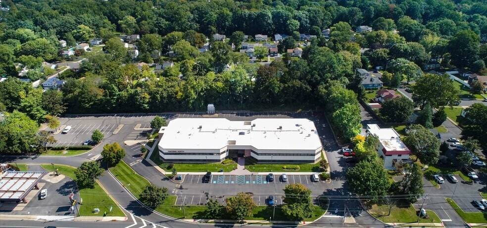 More Photos Of 225 State Highway 35, Red Bank Medical For Lease