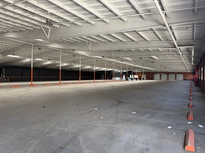 More Photos Of 9000 Bellanca Ave, Los Angeles Manufacturing For Sale