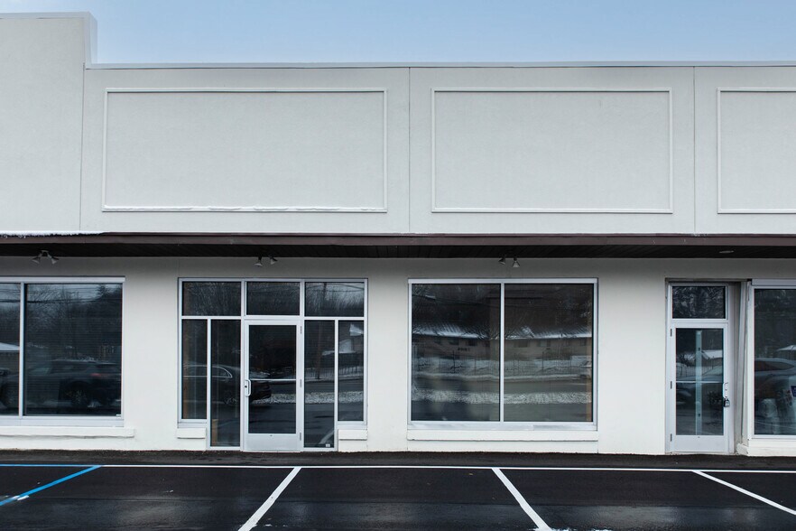 More Photos Of 1995 Central Ave, Albany Storefront Retail Office For Lease