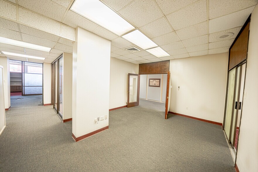 More Photos Of 700 Main St, Pineville Bank For Lease