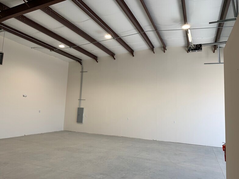 More Photos Of 1409 Lauren Ln, Caldwell Warehouse For Sale